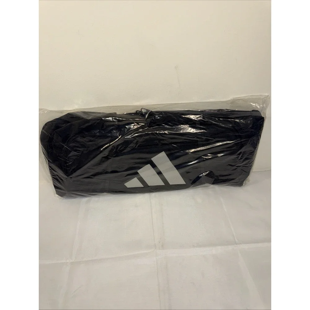 adidas Defender 5 Duffel Bag – Premium Duffle for Sports, Gym & Travel